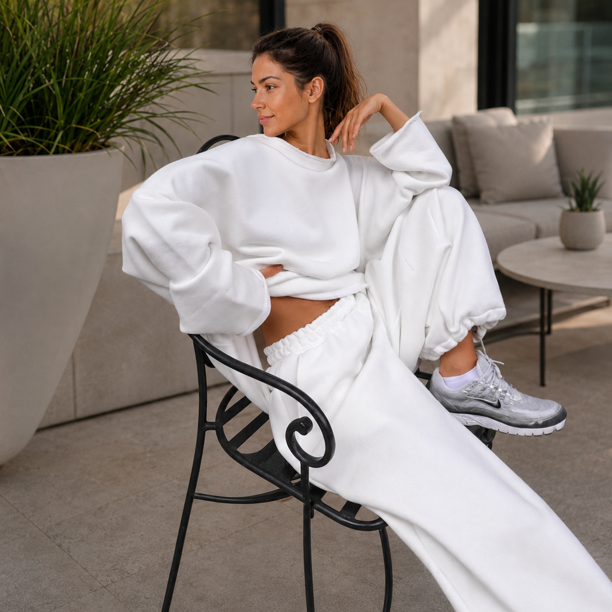 Women’s Oversized Sweater & Pants Set